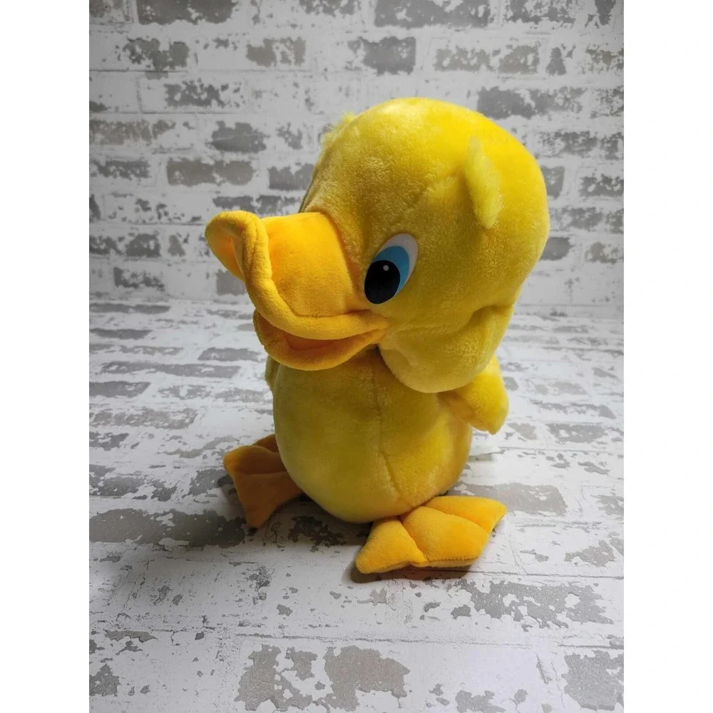 3732 Vintage Classic‎ Toy Company Baby Duck Easter Stuffed Animal Plush Cute